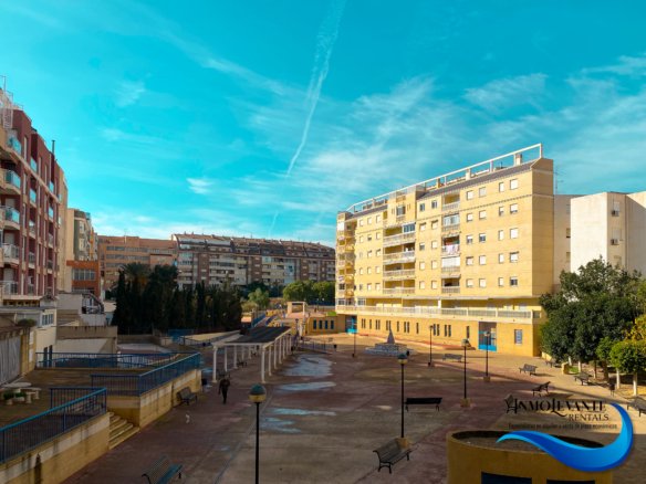 Alquiler en Campello Playa: Piso 2 Dormitorios con Terraza