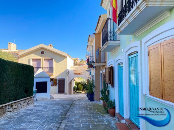 Alquiler  bungalow en Pueblo Acantilado