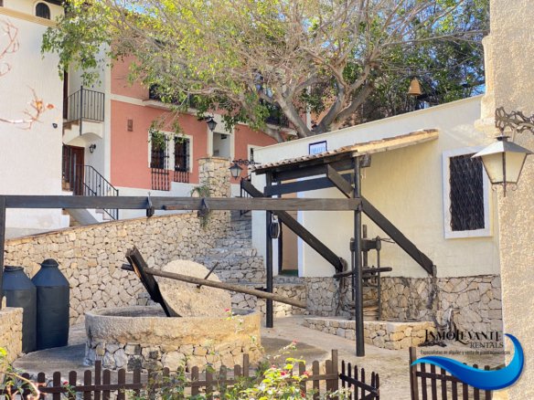 Alquiler  bungalow en Pueblo Acantilado