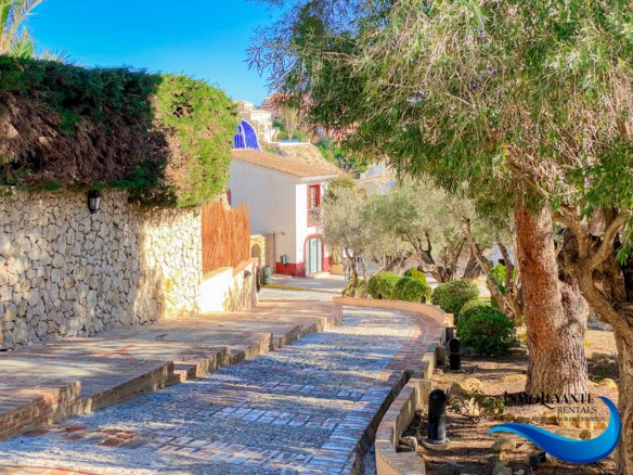Alquiler  bungalow en Pueblo Acantilado