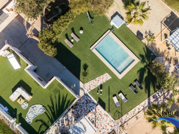 Villa en alquiler en El Campello con piscina privada y jardín – Ideal para vacaciones