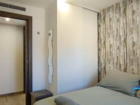 Villa en alquiler en El Campello con piscina privada y jardín – Ideal para vacaciones