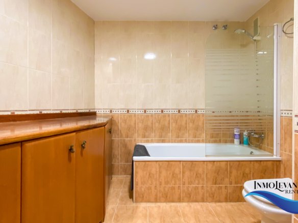 PISO EN ALQUILER A 200 METROS DEL MAR Y CERCA DEL PUERTO DE EL CAMPELLO